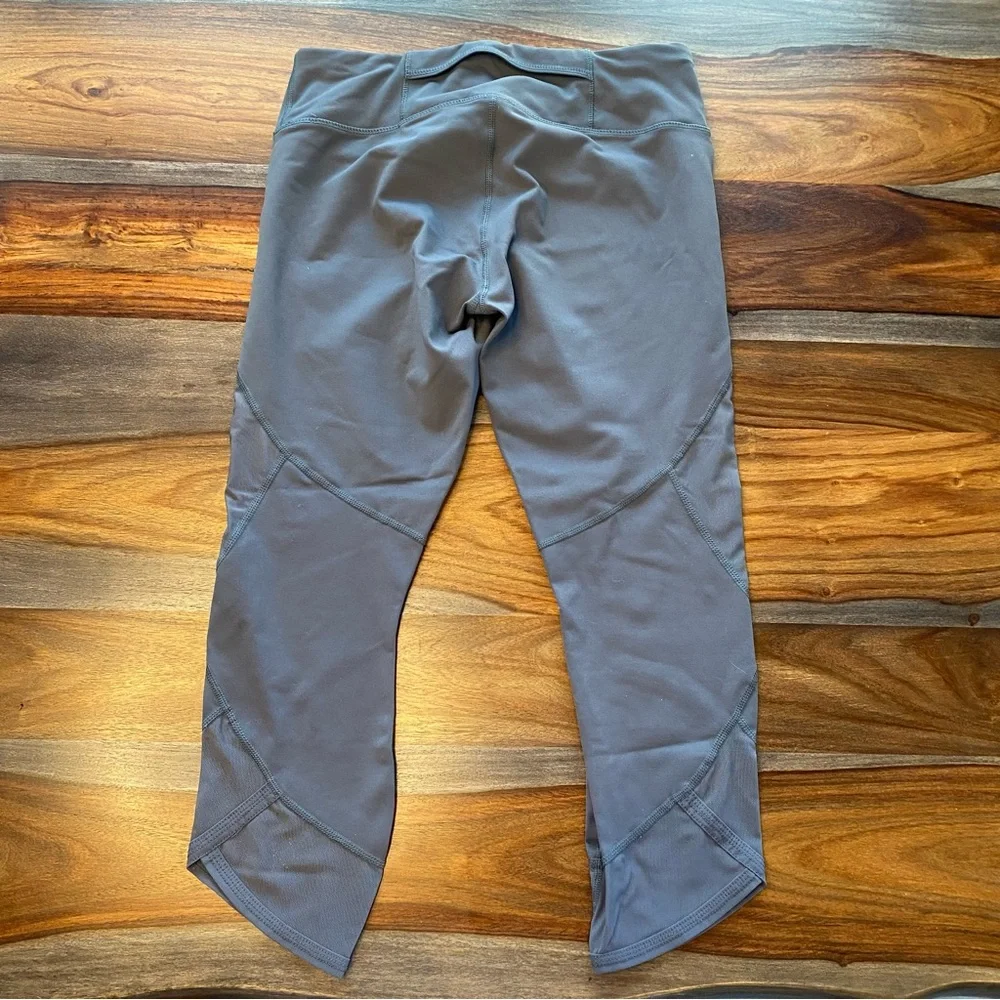Nice Mesh Side Panel Yoga & Pilates Athletic Leggings Capri Length Pocket M